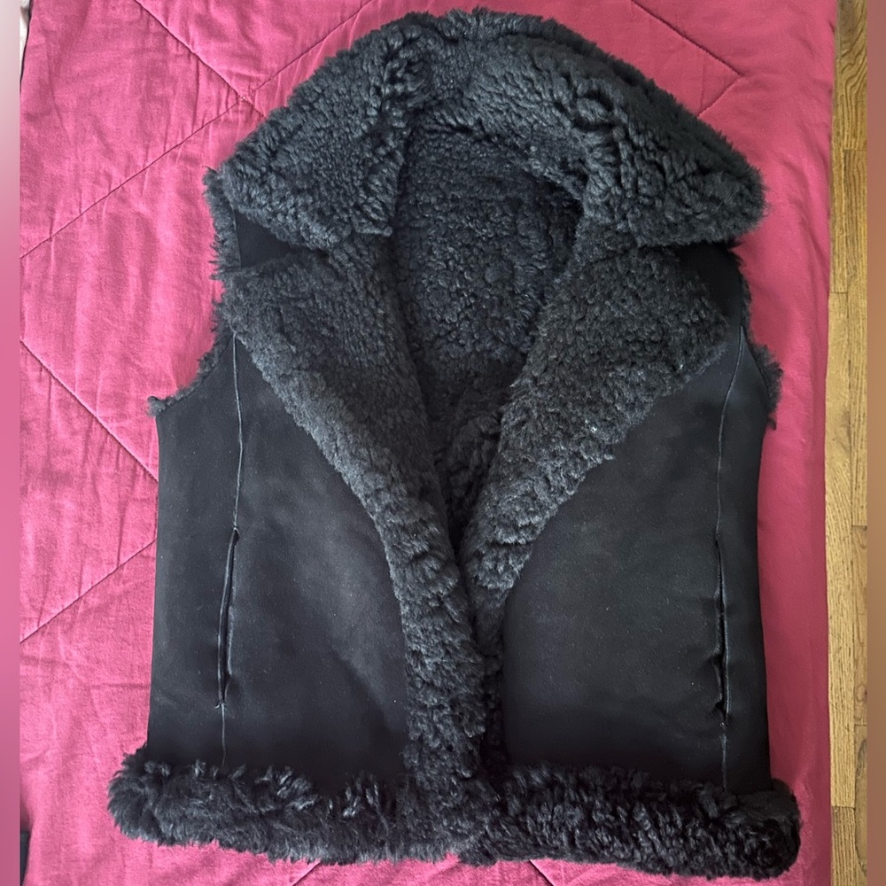 AllSaints shearling vest US 8 EC